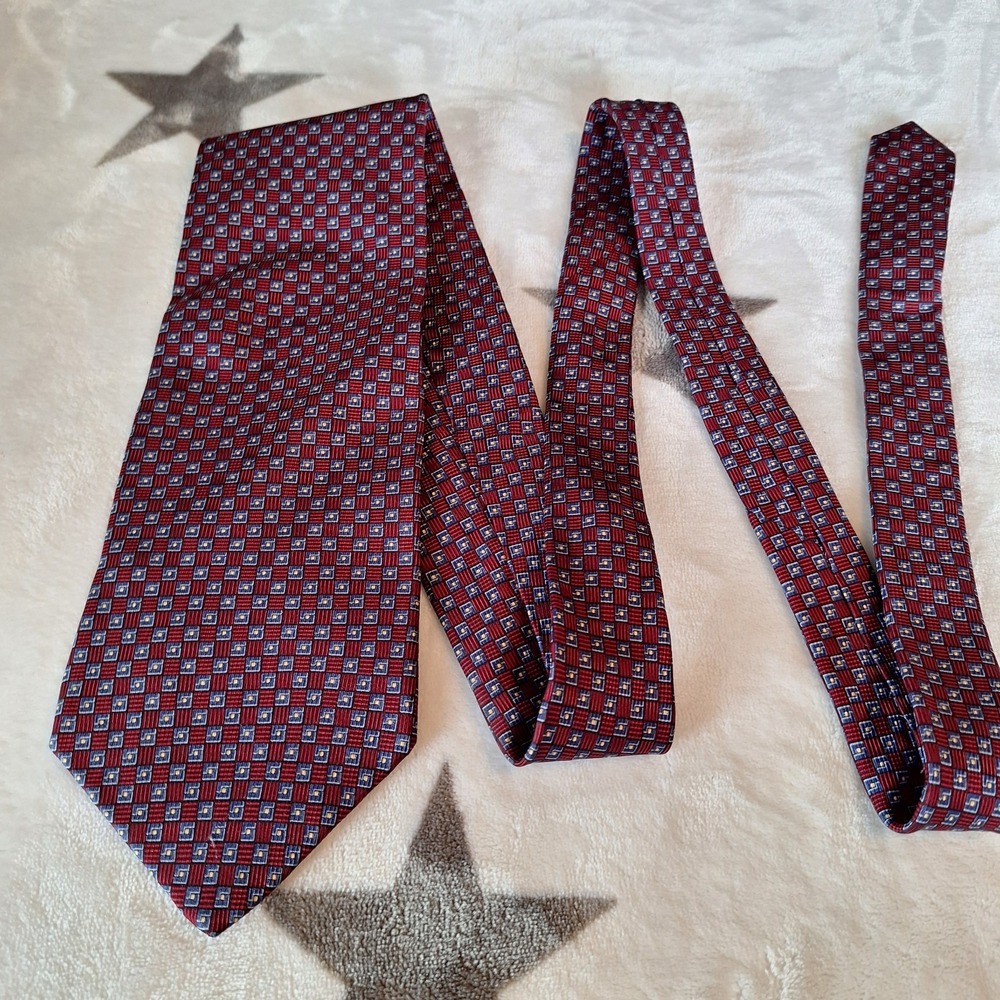 Nautica 100% Silk Neck Tie Men's Red Yellow Blue Necktie 56.5" Long Business